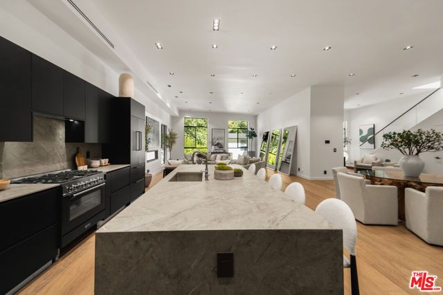 2163 Outpost Drive, Los Angeles, CA 90068