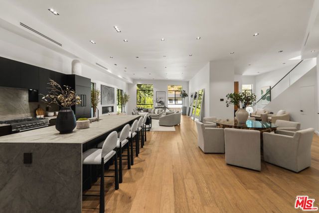 2163 Outpost Drive, Los Angeles, CA 90068