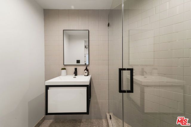 2163 Outpost Drive, Los Angeles, CA 90068