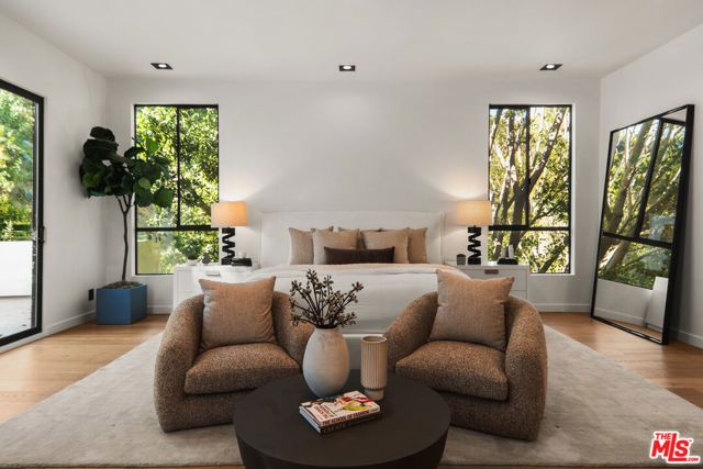 2163 Outpost Drive, Los Angeles, CA 90068