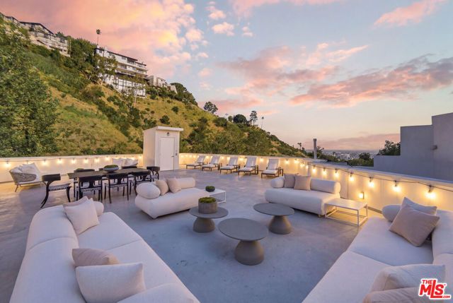 2163 Outpost Drive, Los Angeles, CA 90068