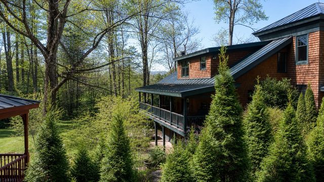 224 Cobble Ridge Road, Londonderry, VT 05148
