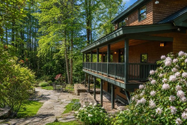 224 Cobble Ridge Road, Londonderry, VT 05148