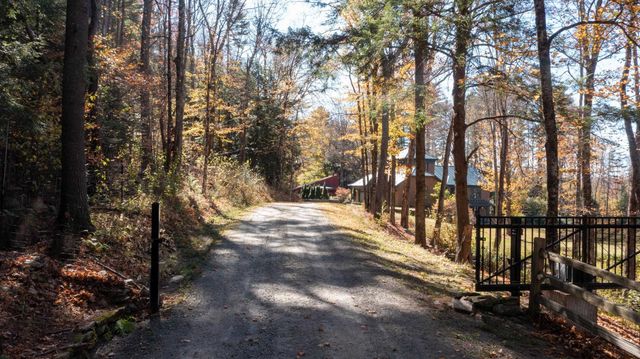 224 Cobble Ridge Road, Londonderry, VT 05148