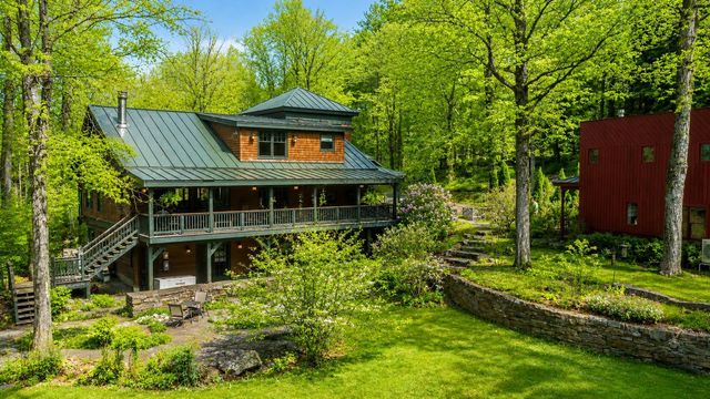 224 Cobble Ridge Road, Londonderry, VT 05148