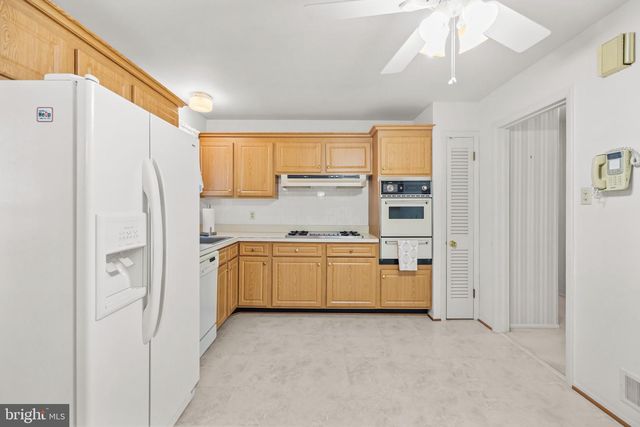 6914 HADLOW DR, Springfield, VA 22152