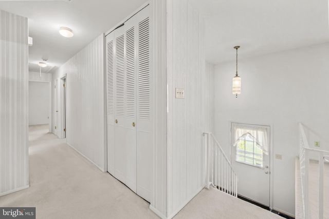 6914 HADLOW DR, Springfield, VA 22152