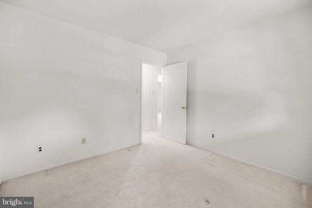 6914 HADLOW DR, Springfield, VA 22152
