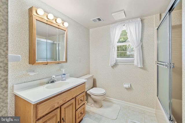 6914 HADLOW DR, Springfield, VA 22152