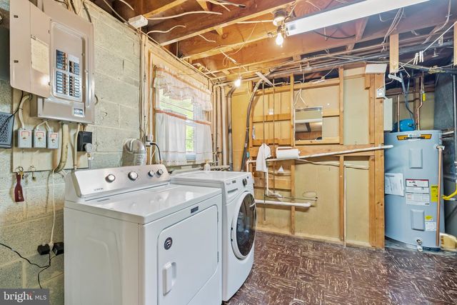 6914 HADLOW DR, Springfield, VA 22152