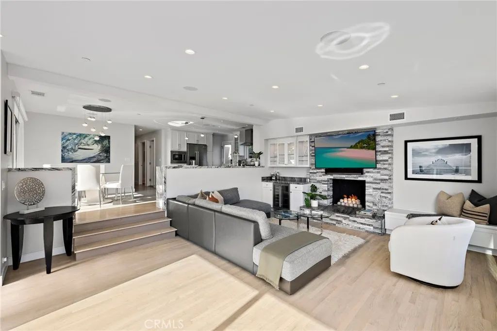 166 Fairview, Laguna Beach, CA 92651