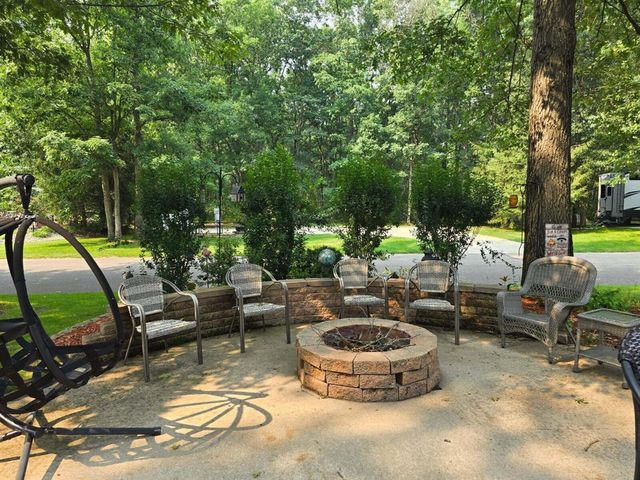 9467 S Easy Lane, Baldwin, MI 49304