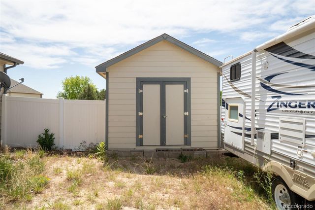16620 W Stroilway Street, Hudson, CO 80642