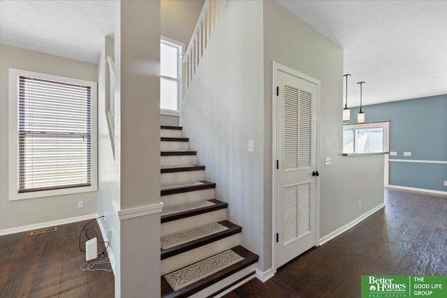 5017 S 194th Avenue, Omaha, NE 68135