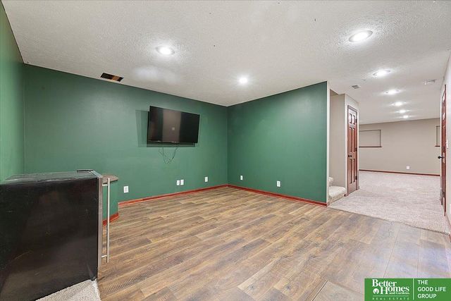 5017 S 194th Avenue, Omaha, NE 68135