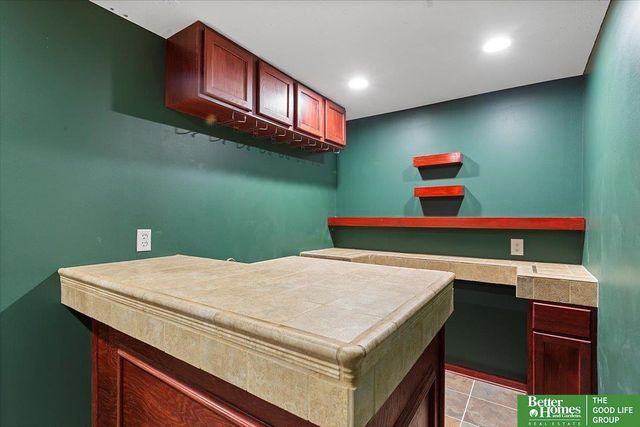 5017 S 194th Avenue, Omaha, NE 68135