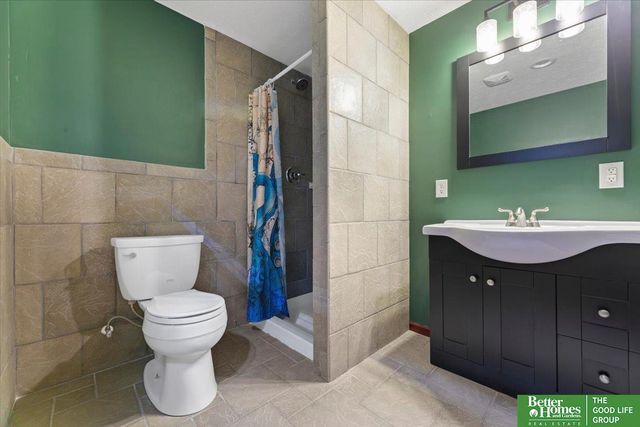 5017 S 194th Avenue, Omaha, NE 68135