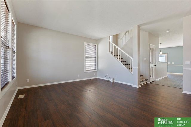 5017 S 194th Avenue, Omaha, NE 68135