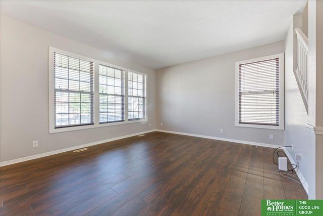 5017 S 194th Avenue, Omaha, NE 68135