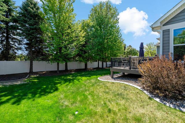 16899 E Lake Drive, Lakeville, MN 55044
