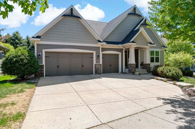 16899 E Lake Drive, Lakeville, MN 55044