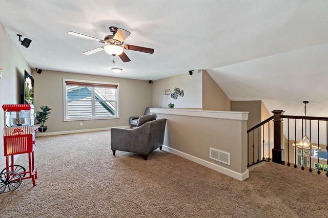 16899 E Lake Drive, Lakeville, MN 55044