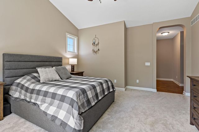16899 E Lake Drive, Lakeville, MN 55044
