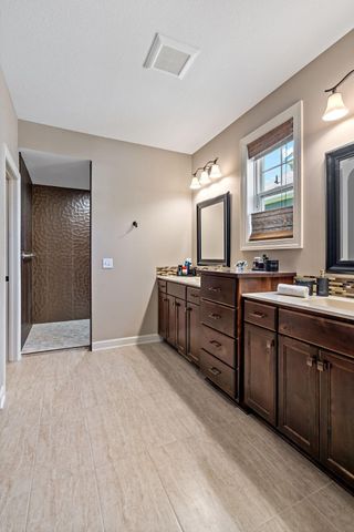 16899 E Lake Drive, Lakeville, MN 55044