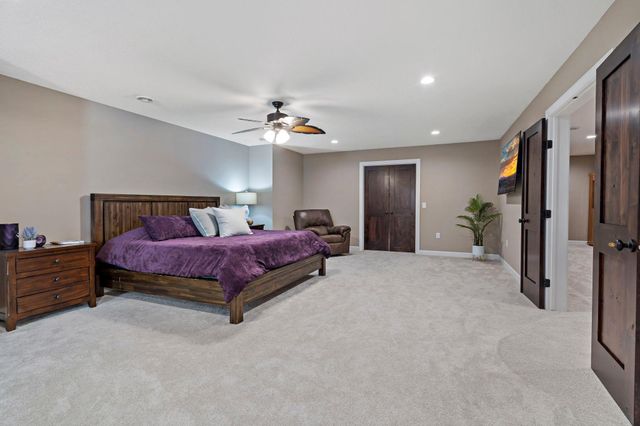 16899 E Lake Drive, Lakeville, MN 55044