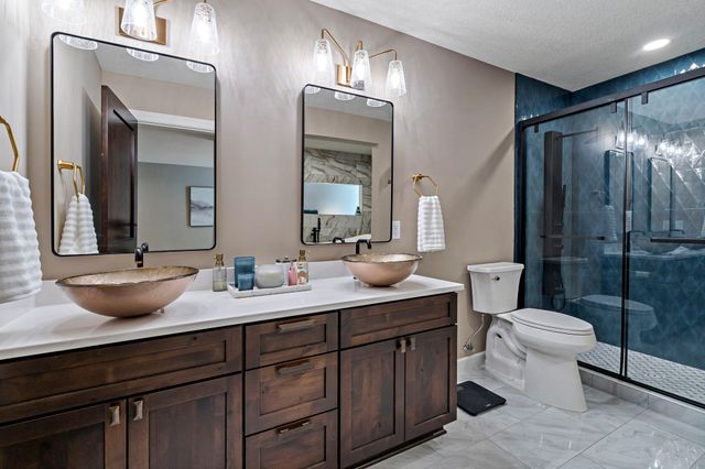 16899 E Lake Drive, Lakeville, MN 55044