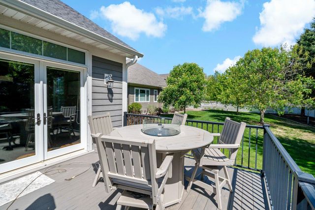 16899 E Lake Drive, Lakeville, MN 55044