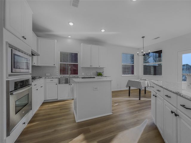 5609 Freedom Lane, Rowlett, TX 75089