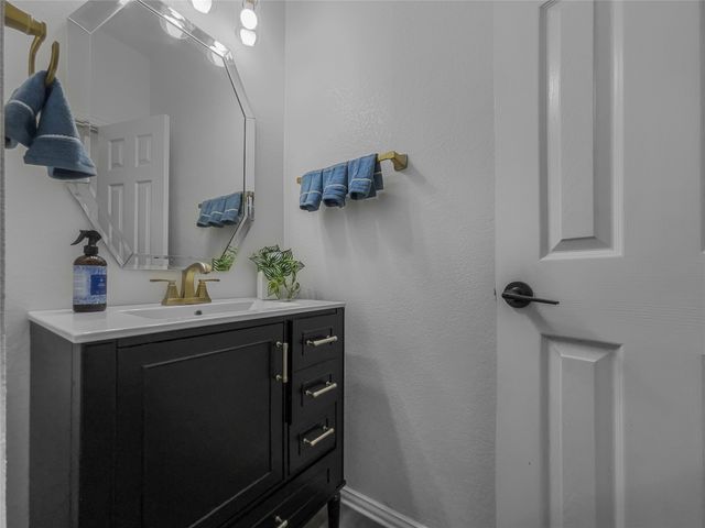 5609 Freedom Lane, Rowlett, TX 75089