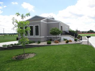 402 E Sigler Street B, Hebron, IN 46341