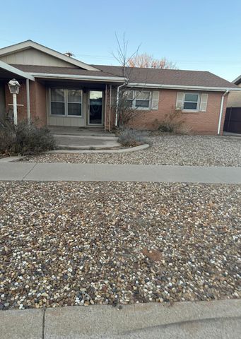 1600 W Lynn Street, Slaton, TX 79364