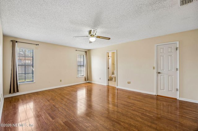 5848 COPPER LAKE Drive, Jacksonville, FL 32218