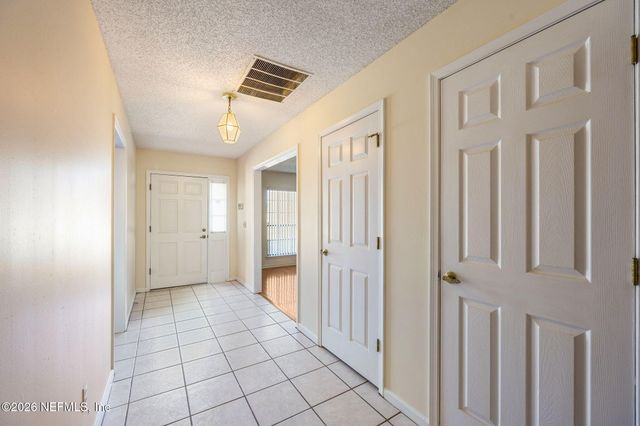 5848 COPPER LAKE Drive, Jacksonville, FL 32218