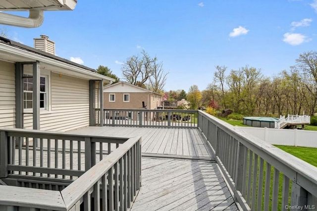 96 Fairmont Road, Mahopac, NY 10541