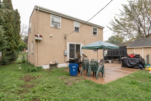 1809 Jackson Street, Maplewood, MN 55117