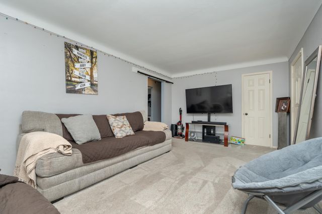 1809 Jackson Street, Maplewood, MN 55117