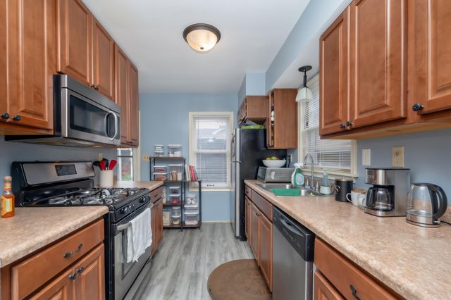 1809 Jackson Street, Maplewood, MN 55117