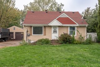 1809 Jackson Street, Maplewood, MN 55117