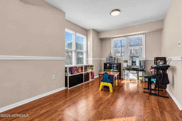 17 Providence Lane, Howell, NJ 07731