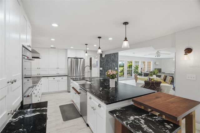 2150 WRENS WAY, Clearwater, FL 33764
