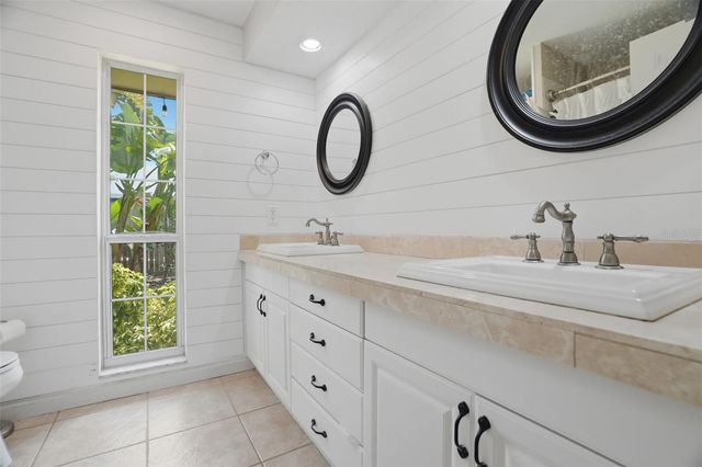 2150 WRENS WAY, Clearwater, FL 33764