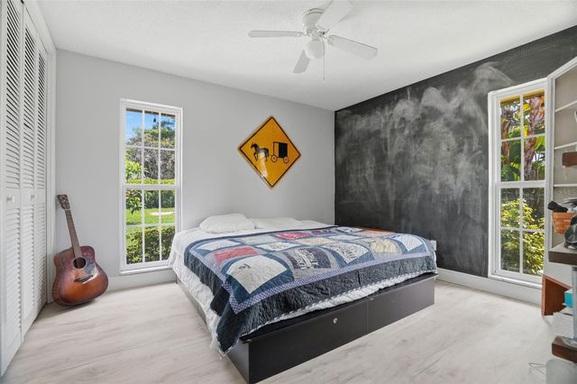 2150 WRENS WAY, Clearwater, FL 33764