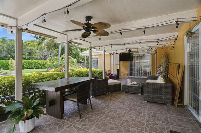 2150 WRENS WAY, Clearwater, FL 33764