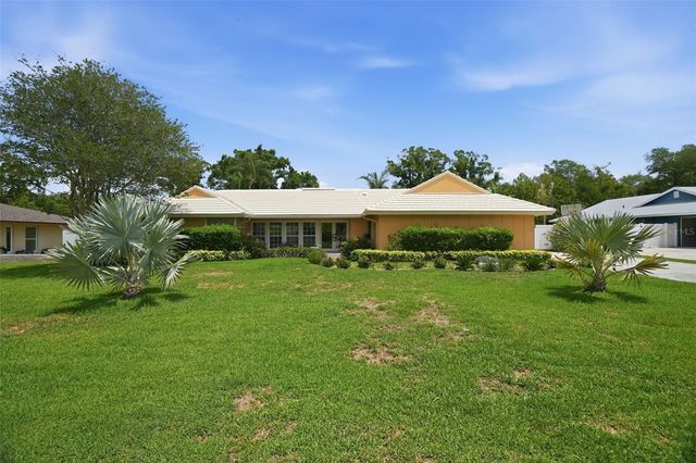 2150 WRENS WAY, Clearwater, FL 33764