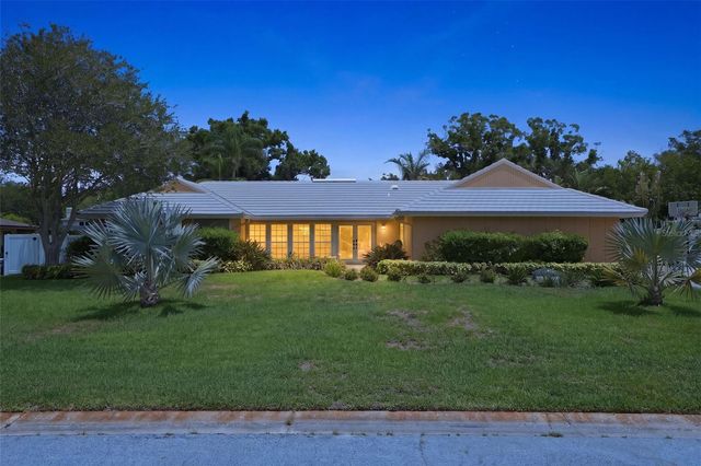 2150 WRENS WAY, Clearwater, FL 33764