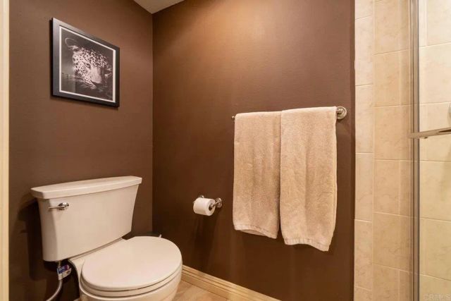 4016 Layang Layang Circle C, Carlsbad, CA 92008